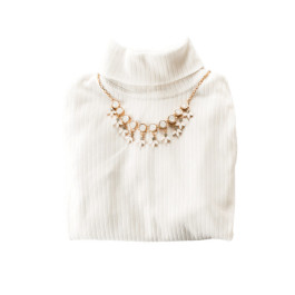 White cotton blouse with necklace